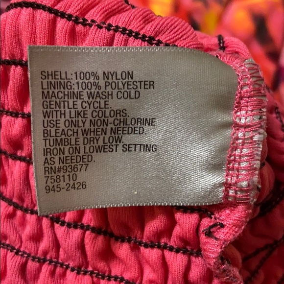 Pink pattern blouse - Picture 5 of 5